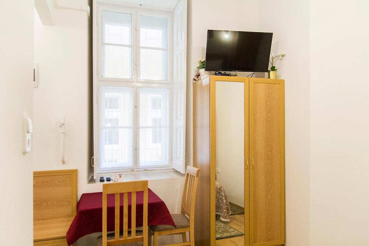 Apartament Authentic Akacfa Budapesta