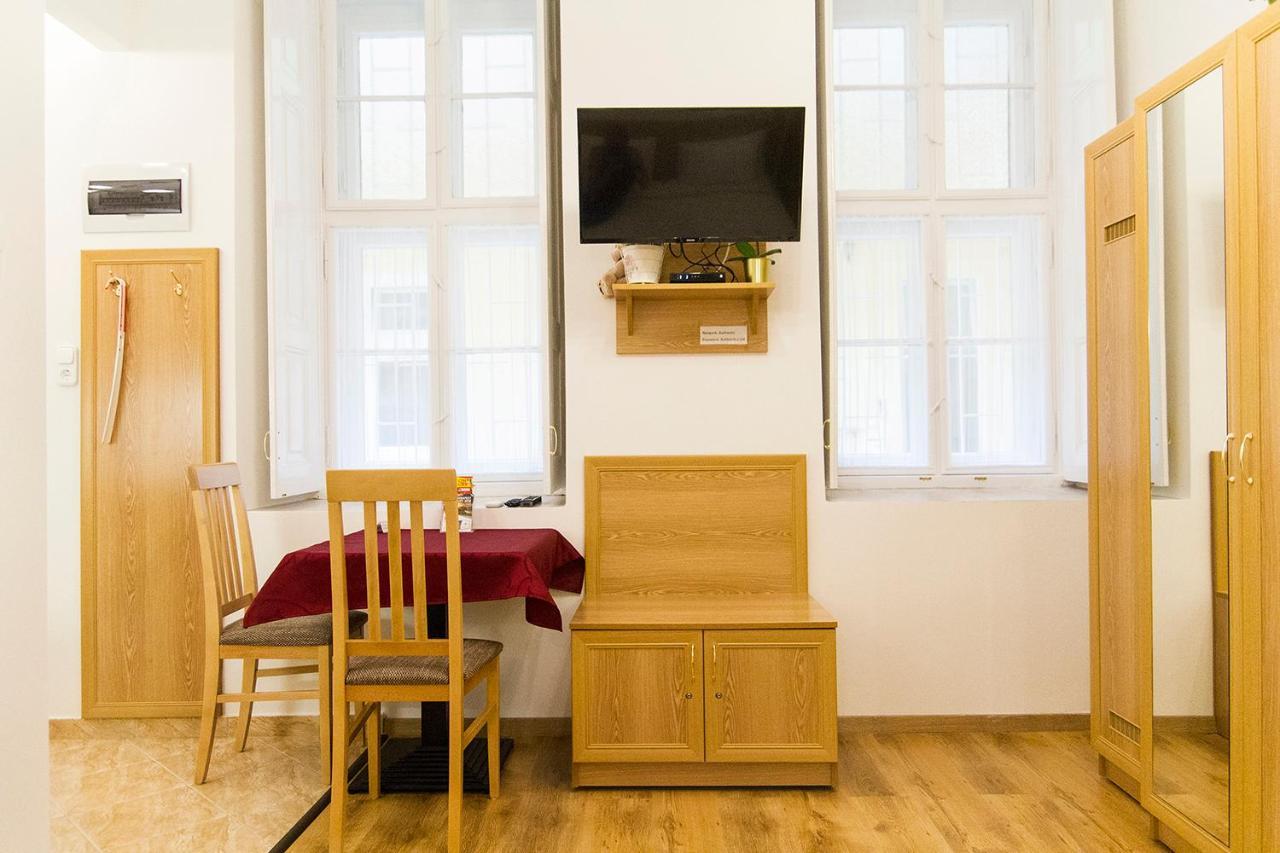 Apartament Authentic Akacfa Budapesta